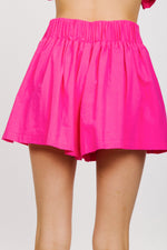 Solid cotton pleated shorts