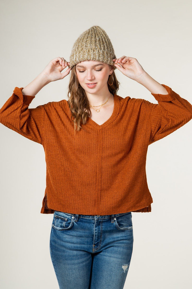 V-neck 3/4 sleeve washed knit top