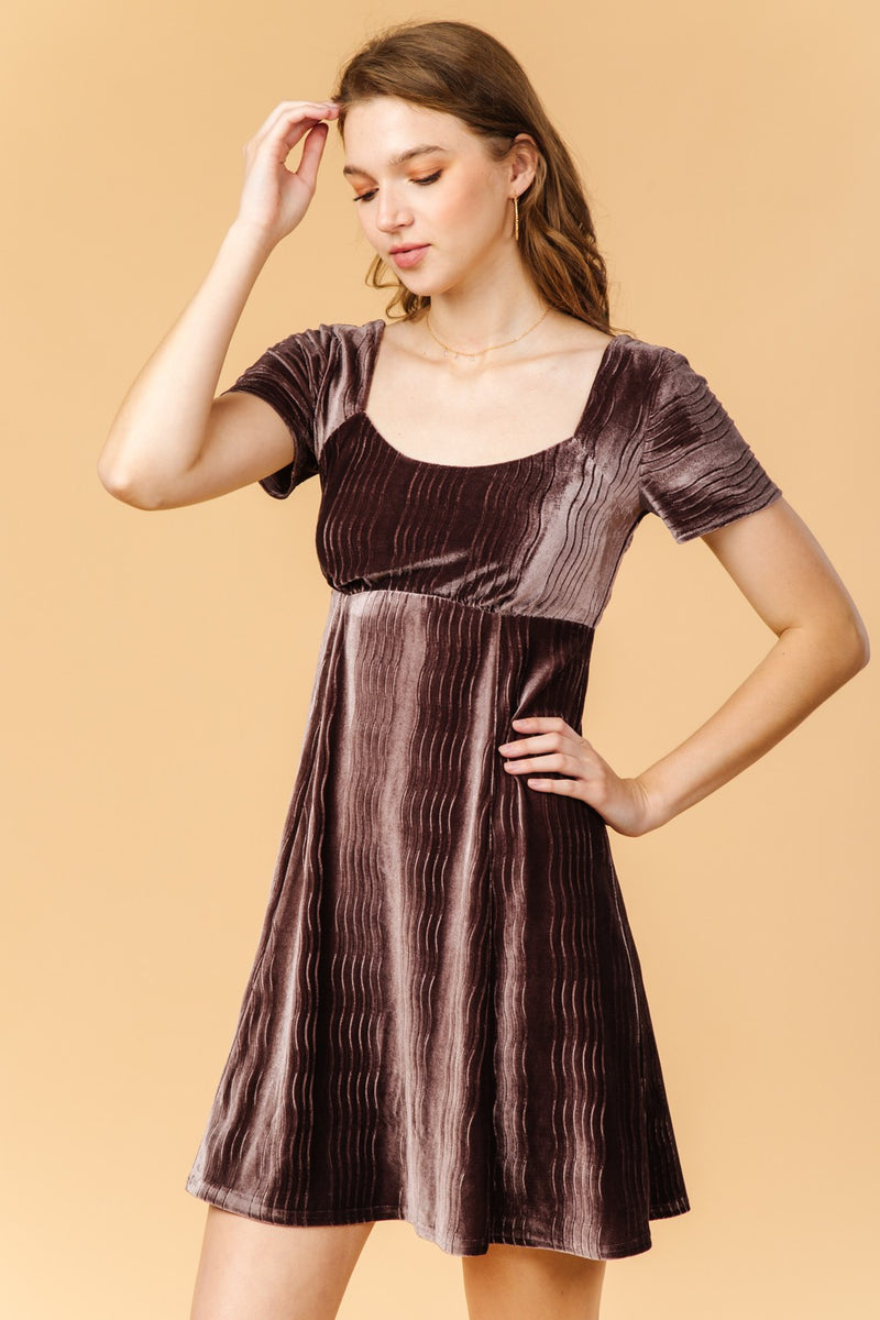 Wave pattern stretch velvet empire swing dress
