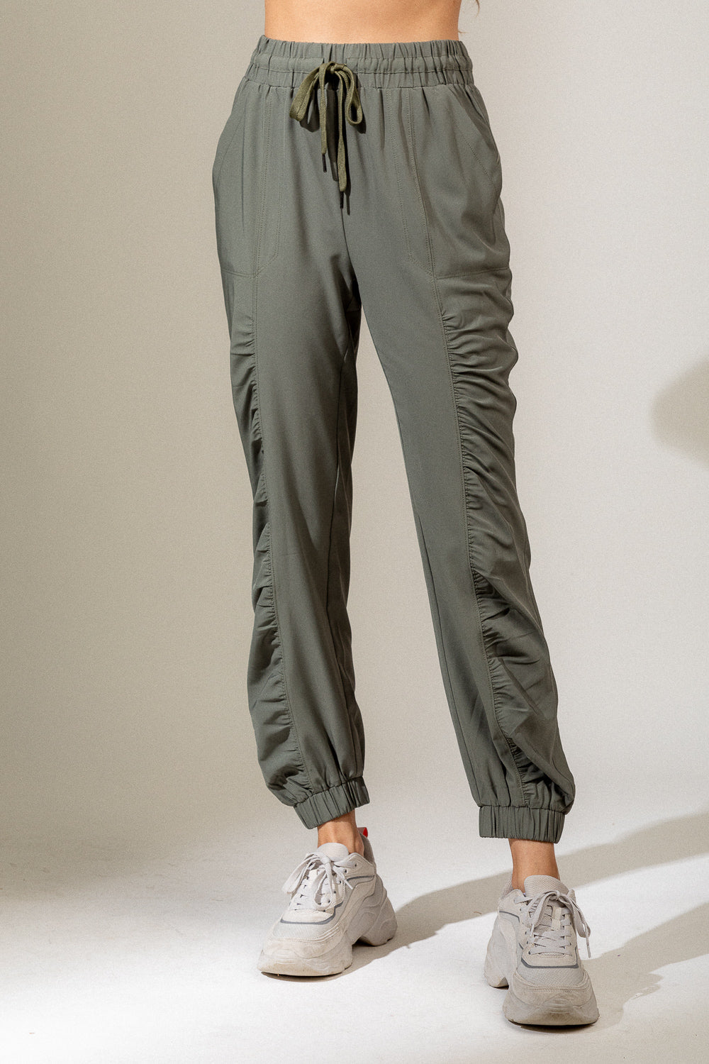 Shirring detail jogger pants – Movint New York