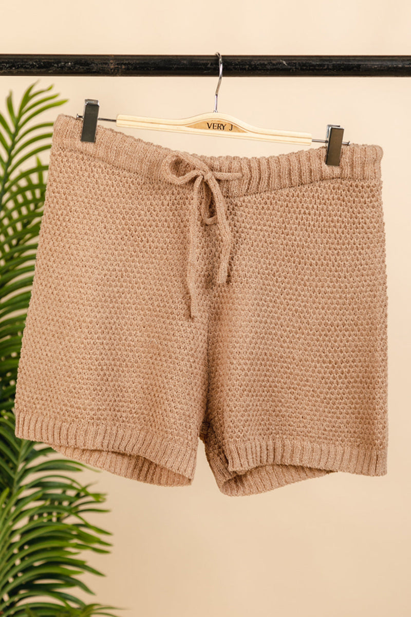 Elastic waist solid sweater shorts