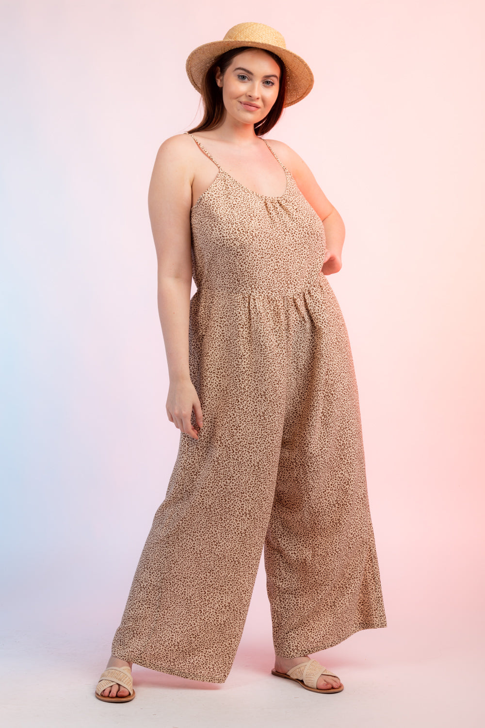 Mart butik byld PLUS SIZE Sleeveless Printed Woven Wide Leg Cami Jumpsuit – Movint New York