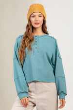 Raw edge detail casual knit top