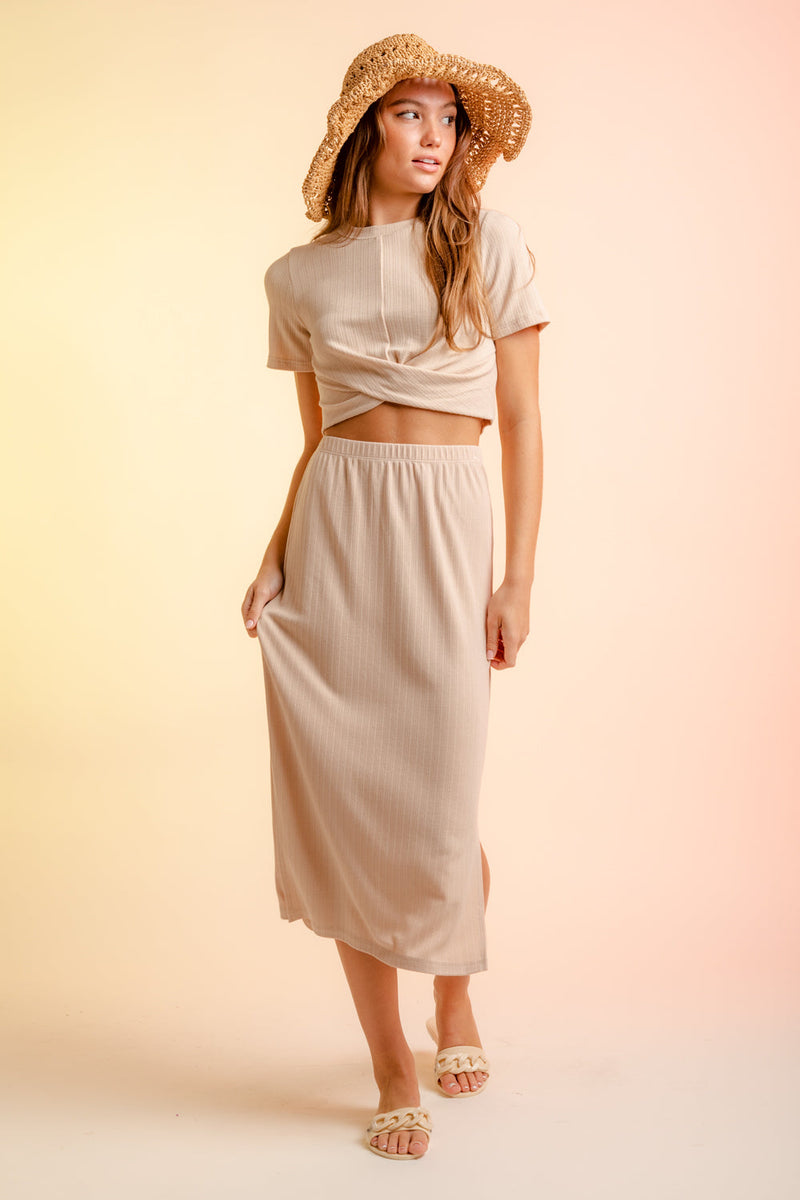 2-Piece Set Short Sleeve Crop Top & Skirt