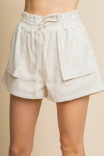 Elastic waist linen paperbag shorts